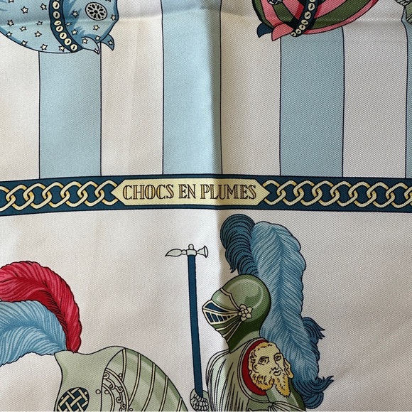 SOLD Hermés Paris 90cm 100% silk scarf ‘Chocs en Plumes’ by Christiane Vauzelles - Picture 4 of 12